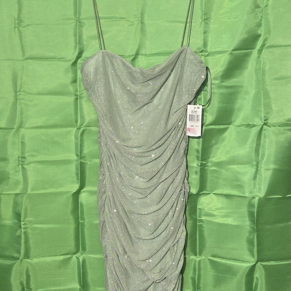 Elegant Green Draped Dress